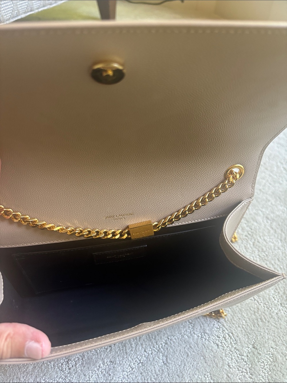 Saint Laurent Medium Kate Bag in Dark Beige Grained Leather - Picture 6 of 8